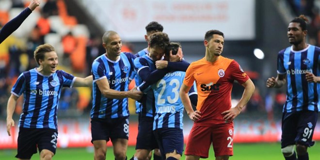 Galatasaray 7 matr kazanamyor