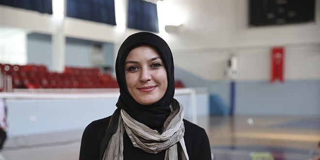Engelli kızı için çıktığı yolda spor kulübü kurdu
