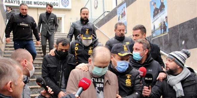 Ucuz otomobil vaadiyle doktor, polis hatta akrabalarını bile dolandırdılar