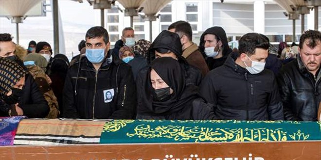 Belediye otobüsü kazası Hatice öğretmeni öğrencilerinden ayırdı