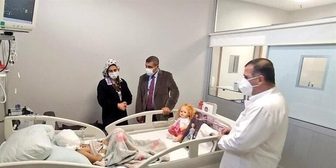 Pitbul saldırısında kızı ağır yaralanmıştı...Baba siteden ve işinden kovuldu