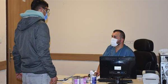 Doktorla hasta arasındaki tartışma 'baklavayla' tatlıya bağlandı