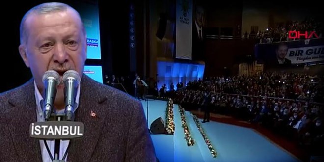 Erdoğan, parti üyesinin fedakarlığını anlatırken gözleri doldu