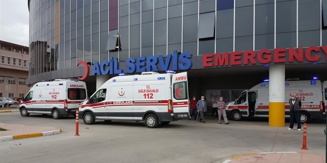 3 sağlık çalışanı psikiyatri hastasının saldırısına uğradı