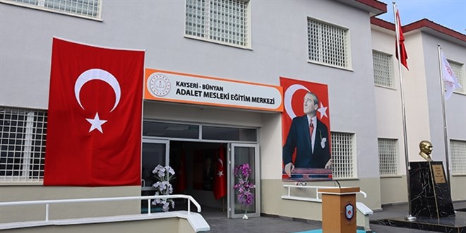 Kayseri'de Adalet Mesleki Eitim Merkezi ald