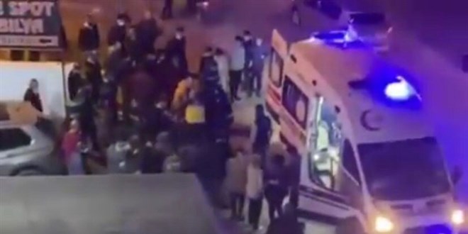 Babasının kullandığı otomobilin altında kalan küçük Cemre hayatını kaybetti