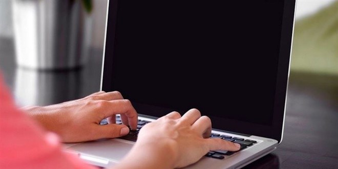 Üniversitelerde 'online eğitime' dönüş