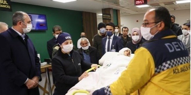Minik Asiye, balon tekniğiyle saçlarına kavuşacak
