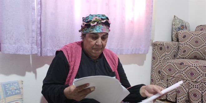72 yıldır kız kardeşinin kimliğini kullanıyor
