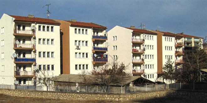 Kamu lojmanlarına 2022'de uygulanacak kira bedelleri yüzde 18 artırıldı