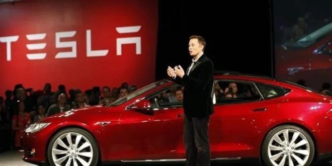Tesla, 200 bin aracını geri çağırıyor