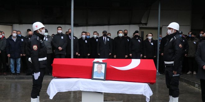 Doğum gününde kalp krizi geçiren polis memuru hayatını kaybetti
