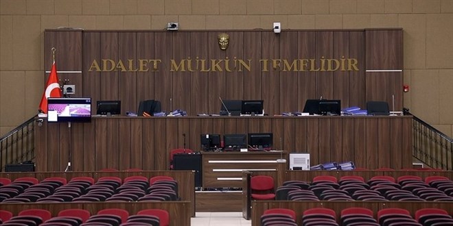 Yargıtay'da emsal karar! Arkadan konuşmakla tehdit olmaz
