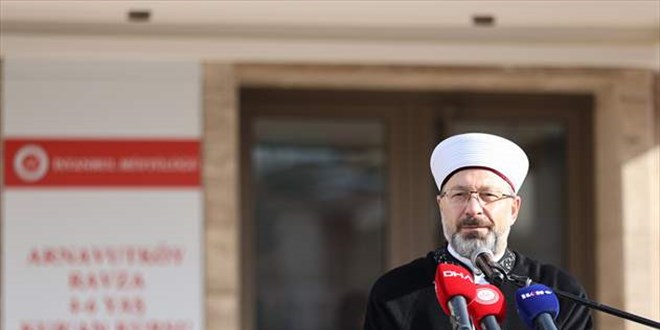 Diyanet İşleri Başkanı Erbaş'tan 'küçük yaşta Kur'an eğitimi' açıklaması