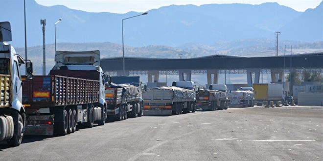 İhracattaki rekor, 2021'de sınır kapılarındaki trafiği artırdı