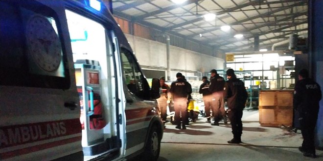 Serviste koltuk kavgası yaptığı arkadaşını iş yerindeki tartışmada öldürdü