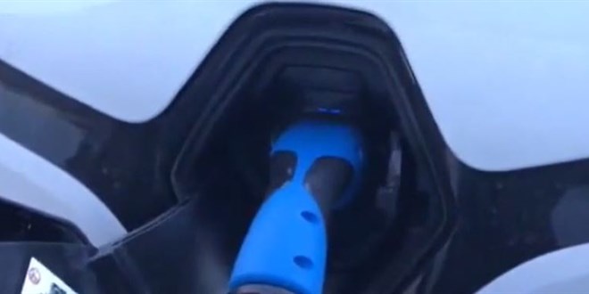 Elektrikli otomobillerin şarj ücretine yüzde 130'a varan zam