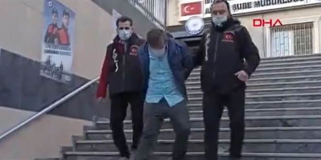 Tanımadığı kişiyi parkta satırla öldürdü, hiçbir şey yokmuş gibi evine gitti