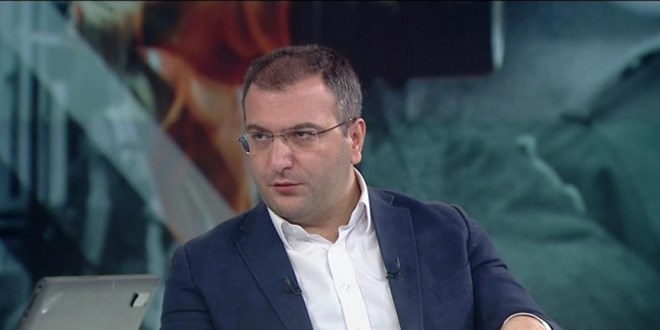 Cem Küçük: Hükümeti destekleyen vatandaşlar da moralman yıkıldılar