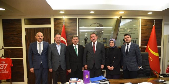 Bu belediyede asgari ücret 5 bin 800 liraya çıkartıldı
