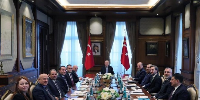 Cumhurbaşkanı Erdoğan, Bakan Bilgin ve Hak-İş heyetini kabul etti