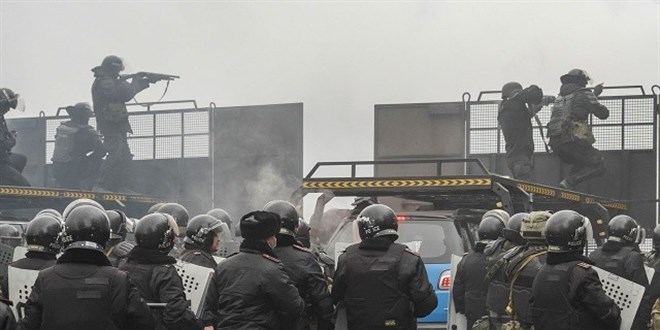 Kazakistan'da sokaklar kart: Mesele gaz deil Gezi kalkmas