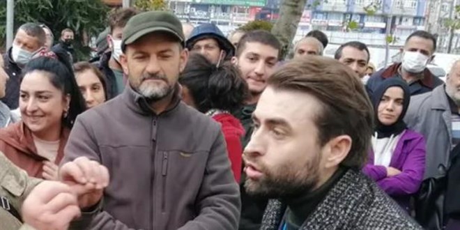 Aşı karşıtlarının lideri gözaltına alındı