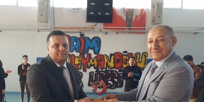 Naim Süleymanoğlu Spor Lisesi'nde halter resmi ders oldu