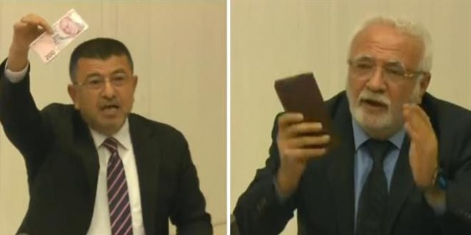 CHP'li Ağbaba ile Elitaş arasında yeniden 'cüzdan' esprisi!