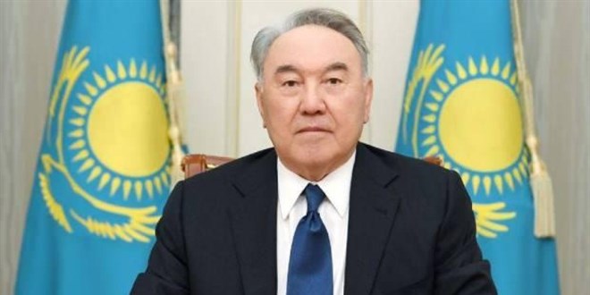 Kazakistan'n Kurucu Cumhurbakan Nursultan Nazarbayev lkeyi terk etti mi?