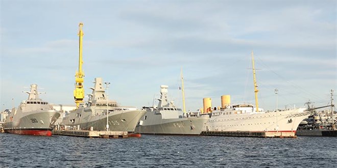 Milli Savunma Bakanl 'Snflarnn ilk gemileri ilk kez yan yana'