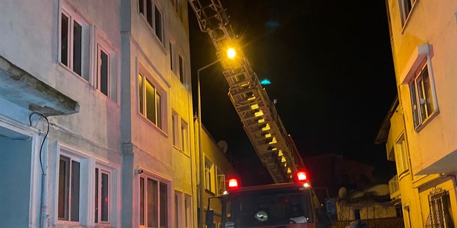 Bursa'da yak�nlar�n�n haber alamad��� �ah�s evde uyurken bulundu