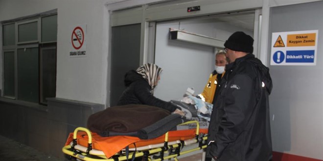 Köpeklerin saldırısına uğrayan çocuk Erzurum'a nakledildi