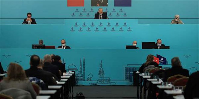Sağlıkçılara toplu ulaşım ve İSPARK ücretsiz olmaya devam edecek