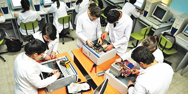 Meslek liselinin gözdesi 'Bilişim'