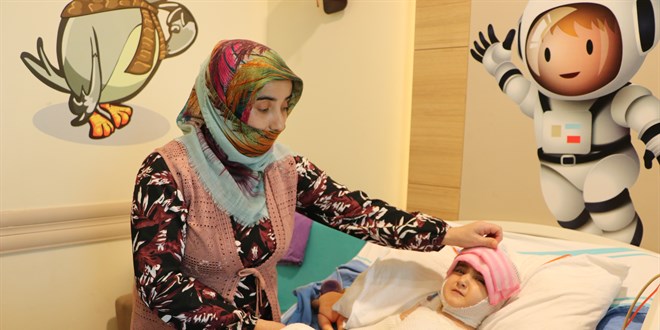 Kaynar süt kovasına düşen Aysima, 15 gün sonra gözlerini açtı
