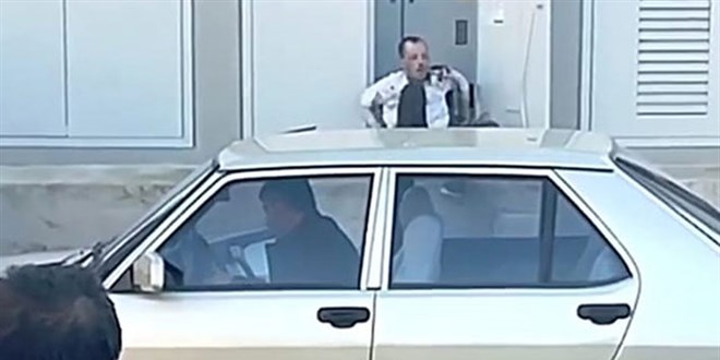 Hırsızlık için girdikleri trafoda akıma kapıldılar