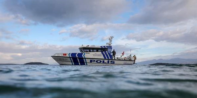 Türk polisinin deniz aracı yabancı polislerin ilgisini çekiyor