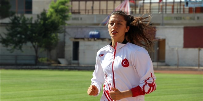 Milli atlet Emine Hatun Tuna Mechaal, İspanya'da en iyi derecesini elde etti