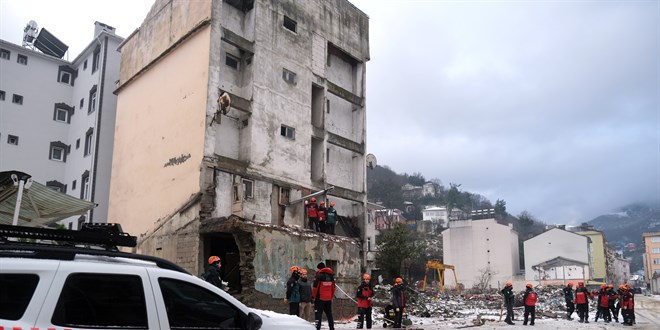 İHH'dan sel felaketinin yaşandığı Bozkurt ilçesinde kentsel arama tatbikatı