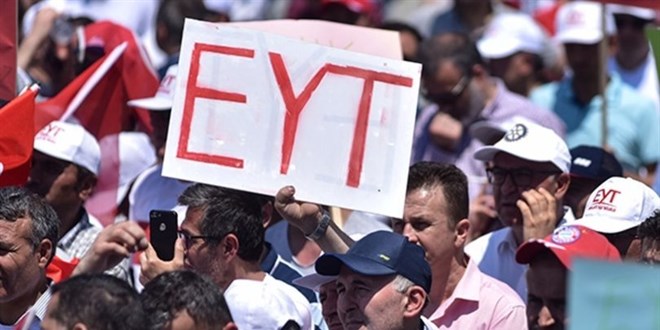 Ak Partili Akbaşoğlu: EYT'lilere 2022'de müjde verilecek