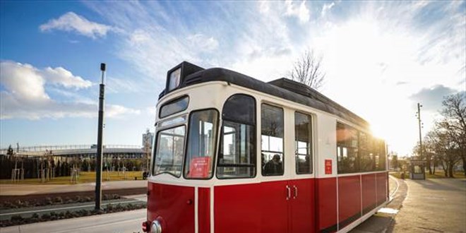 Bakent Millet Bahesi'nde 'Nostaljik Tramvay' keyfi