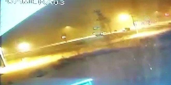 Boru hattındaki patlama anı güvenlik kamerasına yansıdı