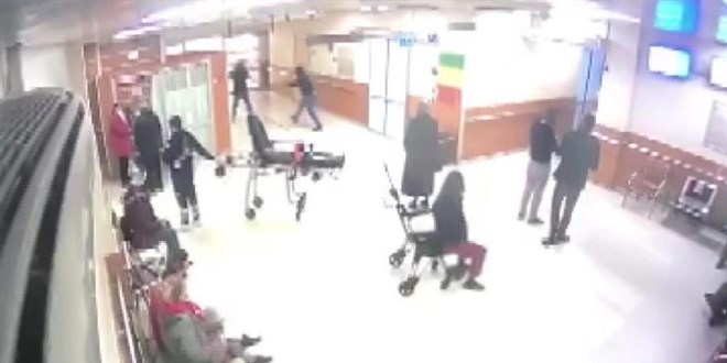 Maltepe'de hastanedeki silahlı saldırı anı kamerada