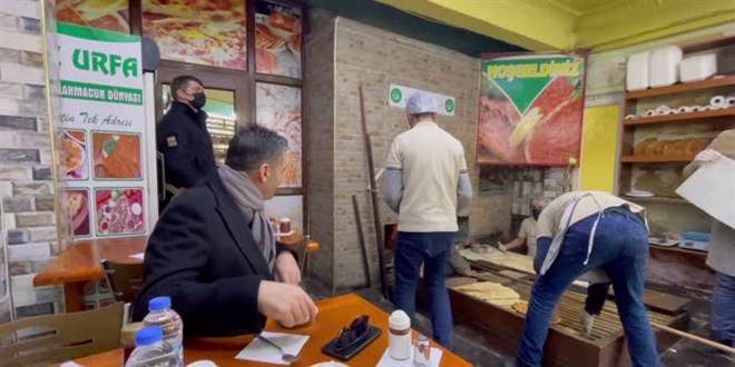 Emniyet müdürünün kahvaltı sürprizi Van esnafının yüreğini ısıttı