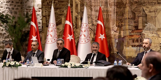 Bakan Nebati: Türk lirası tasarruflarını güçlendirmeye devam edeceğiz
