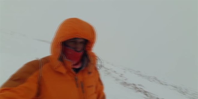 TOGG ve Türk Kızılay için Kösedağ'a tırmanış