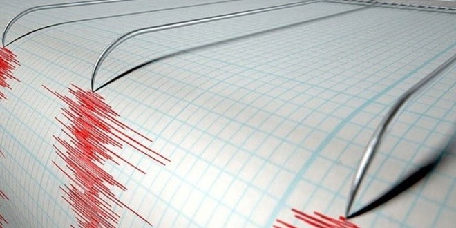 Balıkesir'de deprem! İstanbul da sallandı
