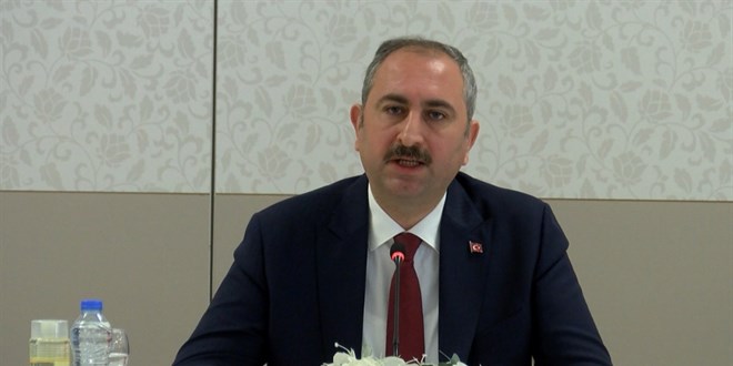 Bakan Gül'den Sedef Kabaş açıklaması