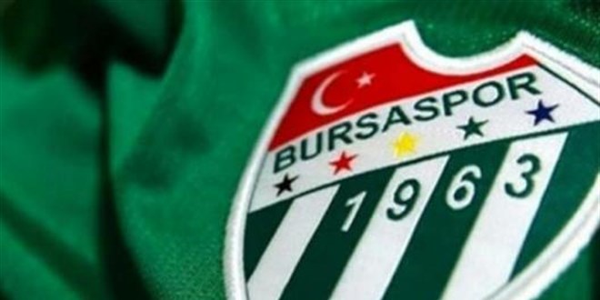Eyüpspor - Bursaspor maçı yoğun kar yağışı nedeniyle 17. dakikada tatil edildi